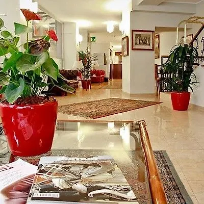 Garibaldi Palace Milan 3*,