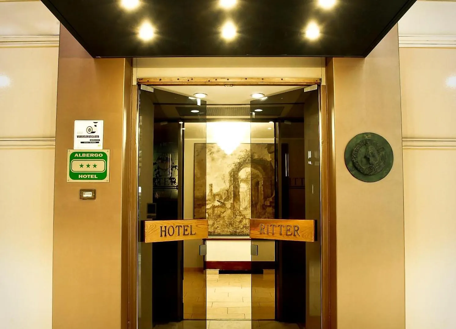 מילאנו Garibaldi Palace 3*,