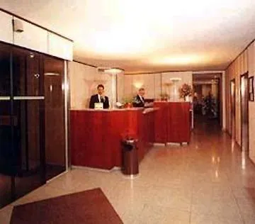 Garibaldi Palace Milan 3*,