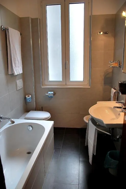 Hotel Garibaldi Palace Milan