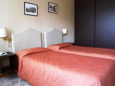 Garibaldi Palace Milan 3*,