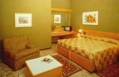 Garibaldi Palace Milano 3*,  İtalya